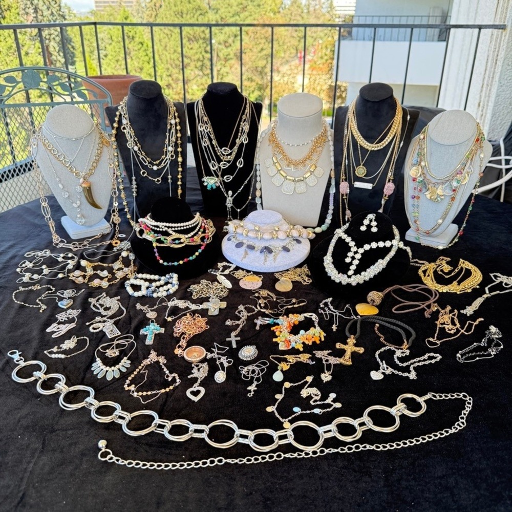 Necklace Lot and Costume Jewelry Lot Wearable Resale Reseller Harvest 75 Pieces